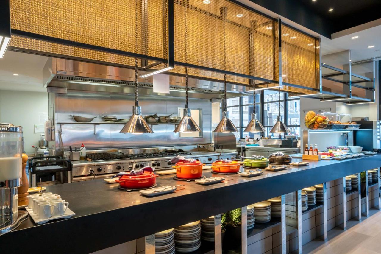 Peppers Waymouth Hotel Adelaide Eksteriør bilde The kitchen at the restaurant